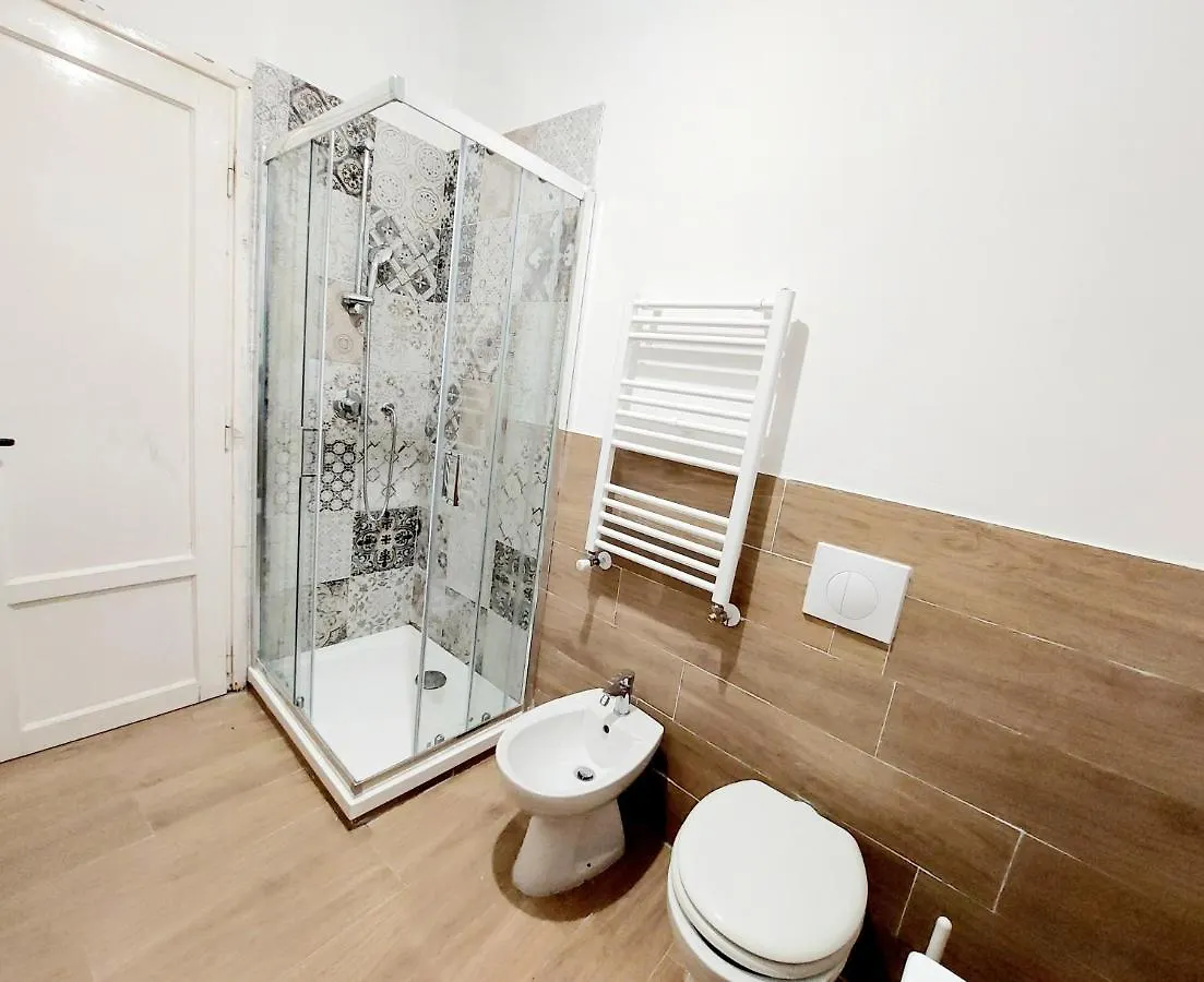 Bbhome Stylish Gold Apartment Near Trastevere Station Rome